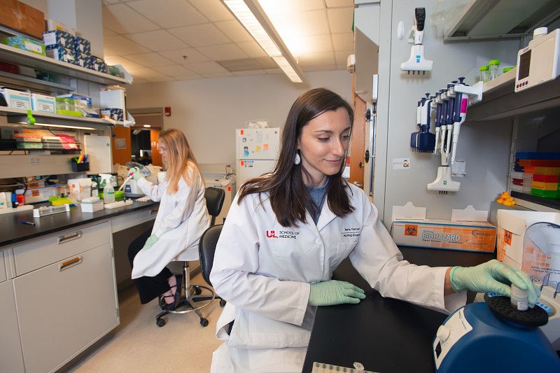 Picture of two scientists working in a laboratory.