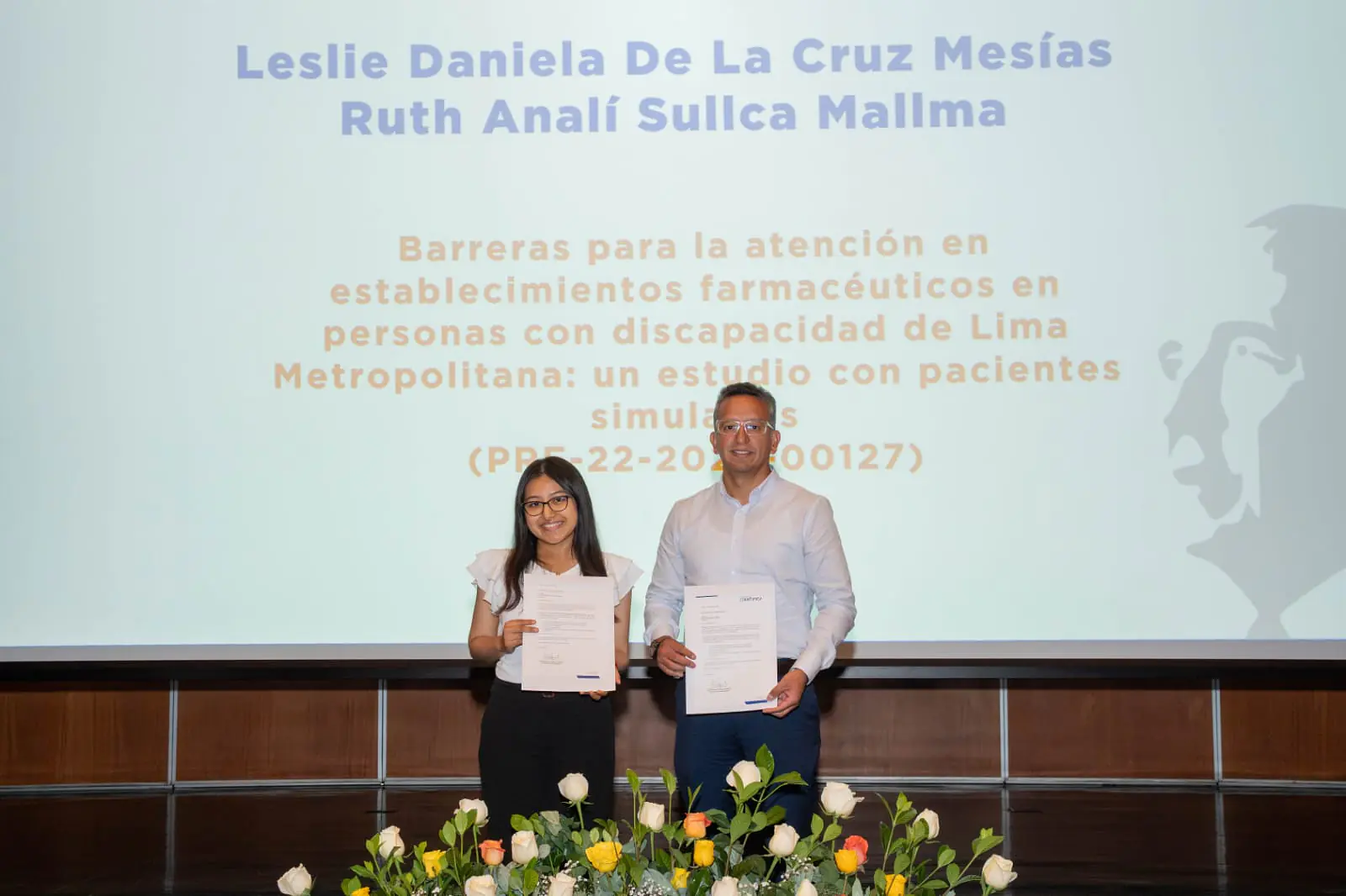 En 2026, el proyecto de tesis de Leslie y Ruth, enfocado en las barreras para la atención en establecimientos farmacéuticos de personas con discapacidad, fue seleccionado para recibir un fondo competitivo de investigación.