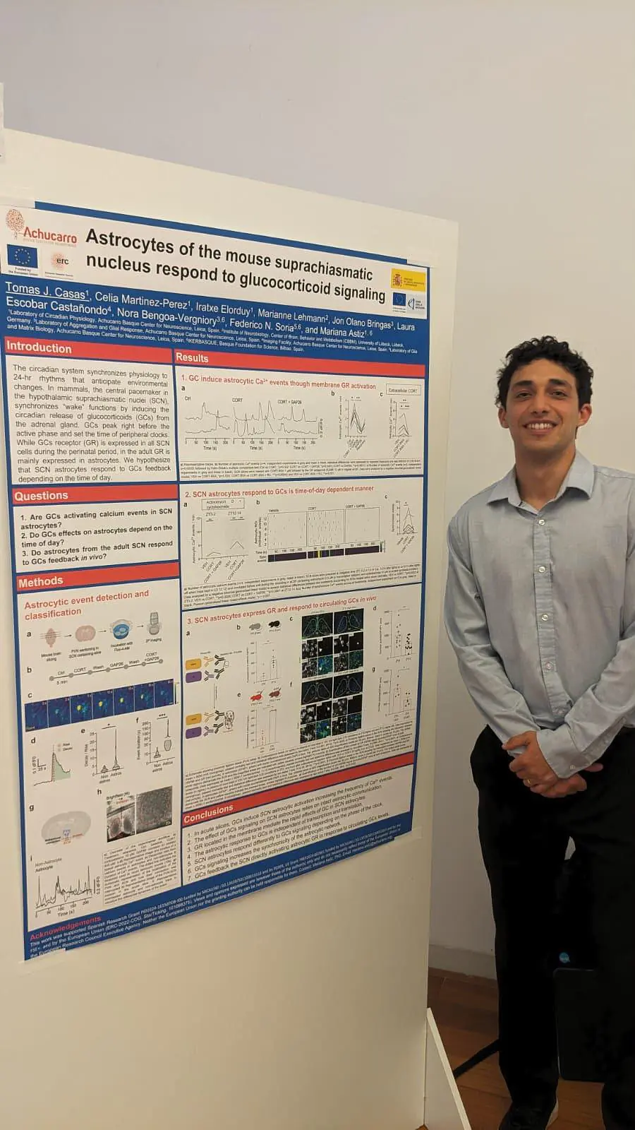 Tomas proudly sharing his first poster as a member of the Astiz Lab.