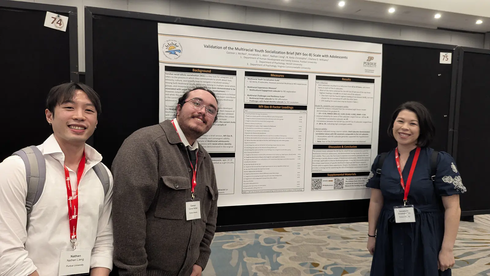 Dr. Atkin and her graduate students at the poster presentation on the MYSoc-B.