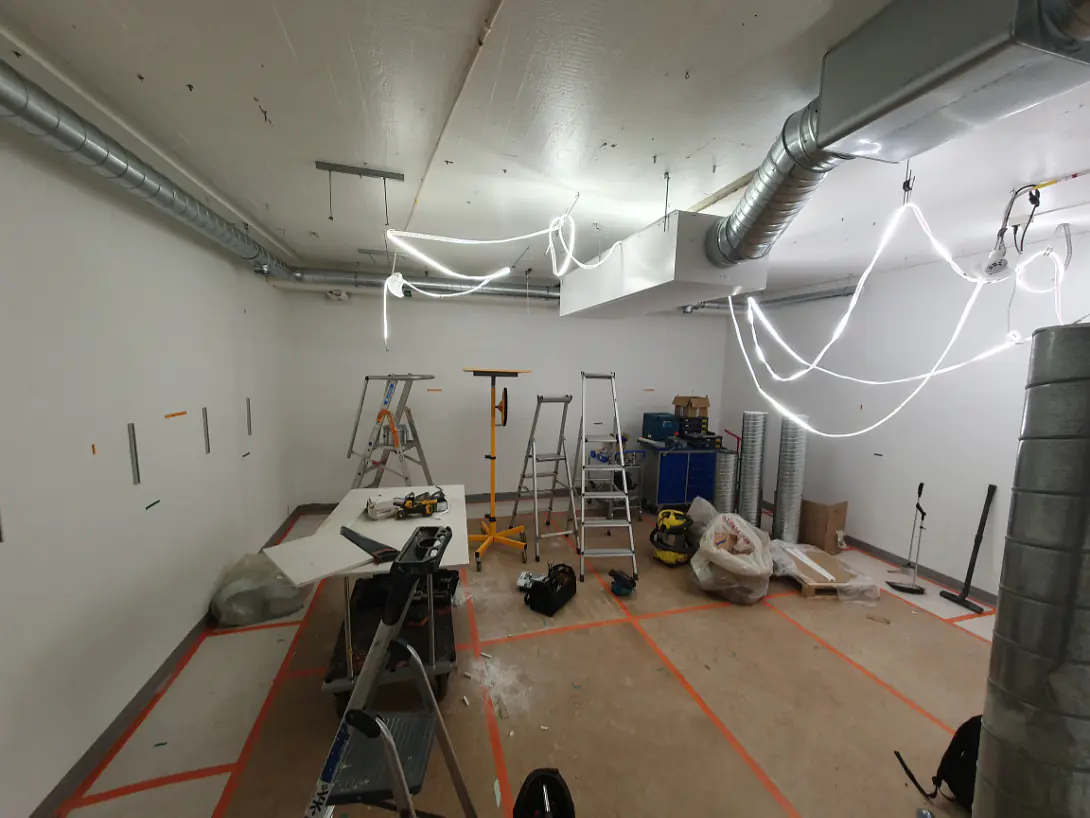More ventilation and first steps for the gas lines