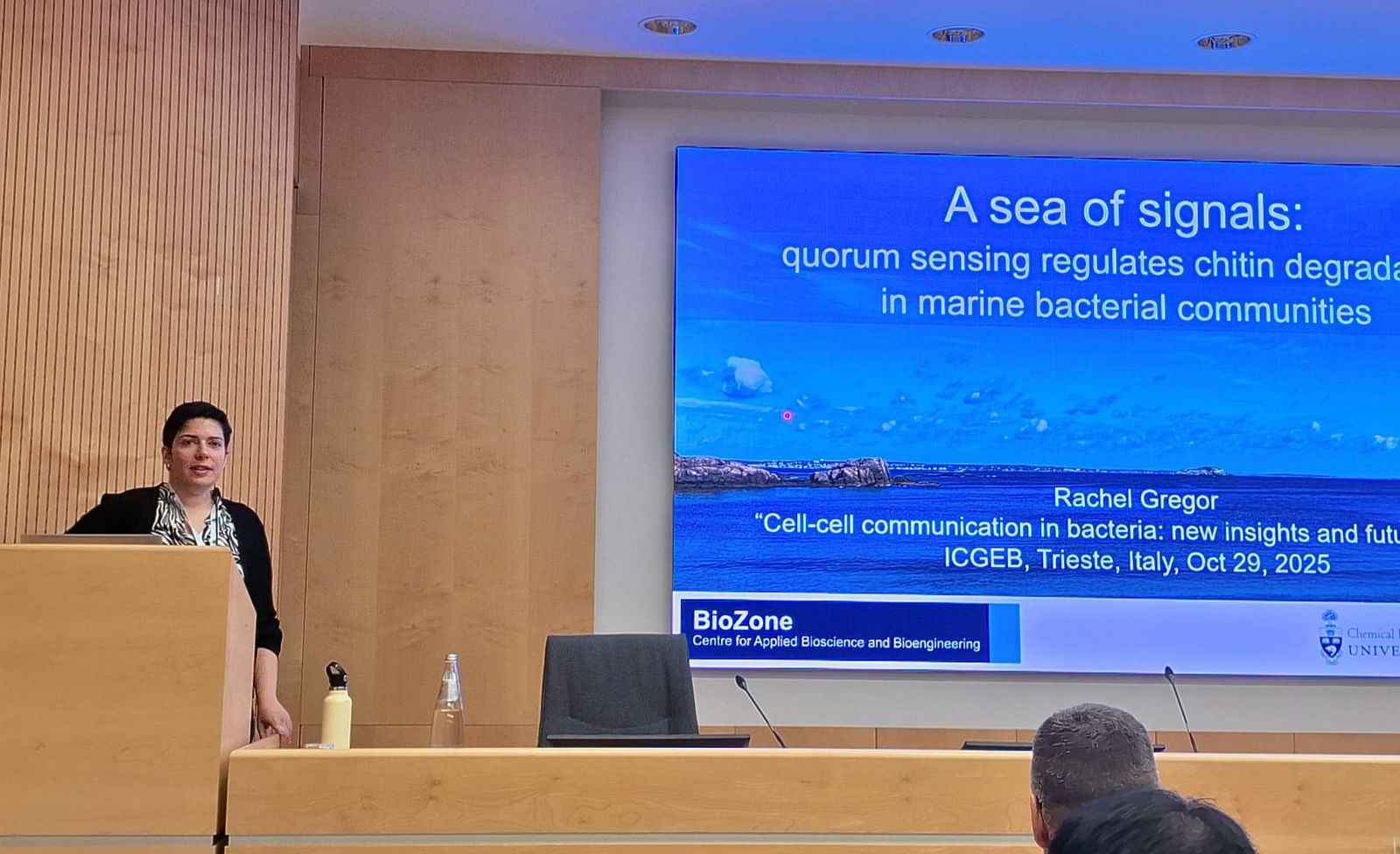 Prof. Gregor giving a talk: "A sea of signal: quorum sensing regulates chitin degradation in marine bacterial communities"