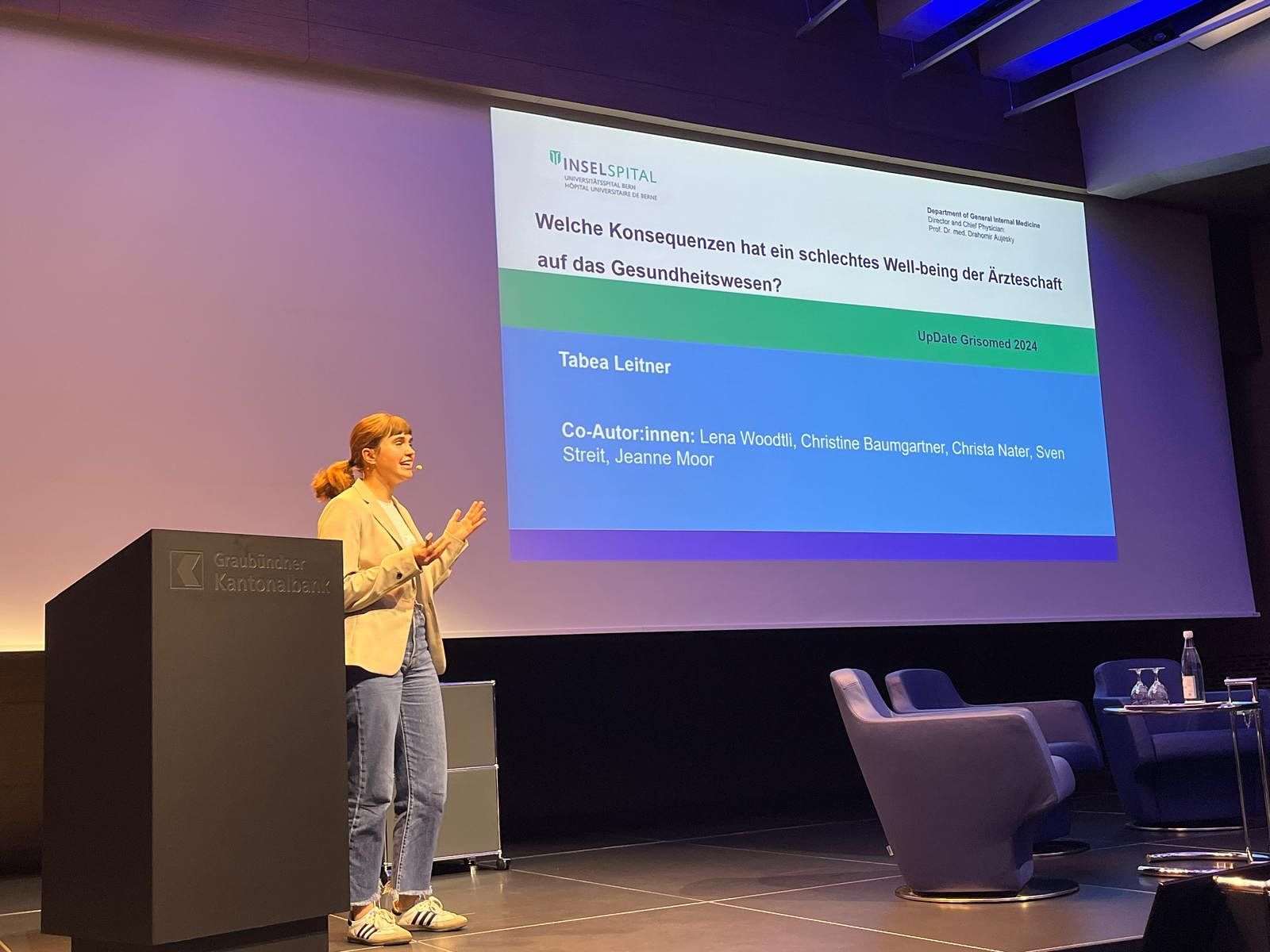 Tabea presenting her Dissertation at the Grisomed Update-Event in 2024