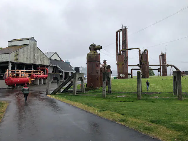 Walking into Gas Works Park