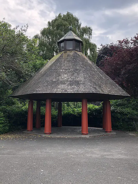 St. Stephen's Green, "Huts on Stilts" Structure