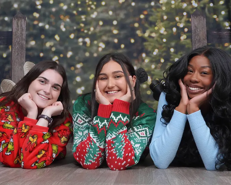 Festive First Years <3