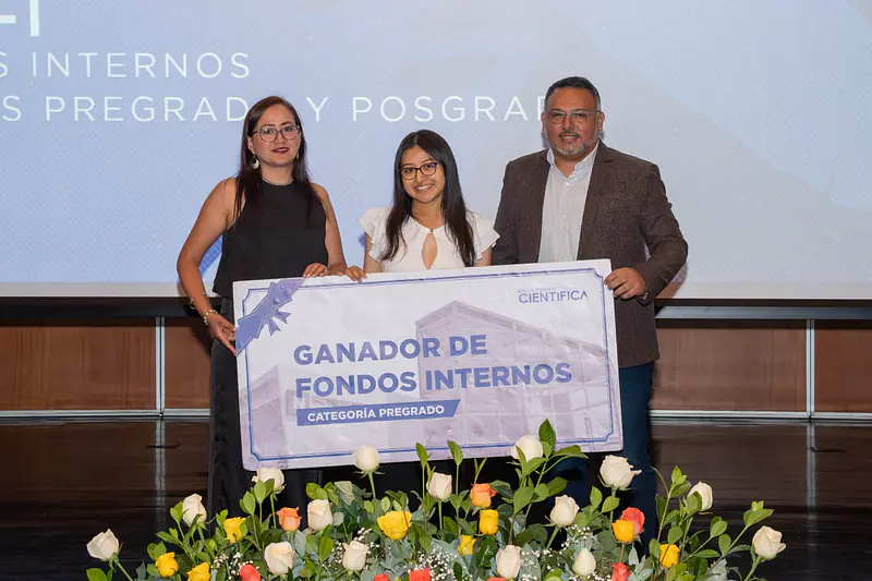 En 2026, el proyecto de tesis de Leslie y Ruth, enfocado en las barreras para la atención en establecimientos farmacéuticos de personas con discapacidad, fue seleccionado para recibir un fondo competitivo de investigación.