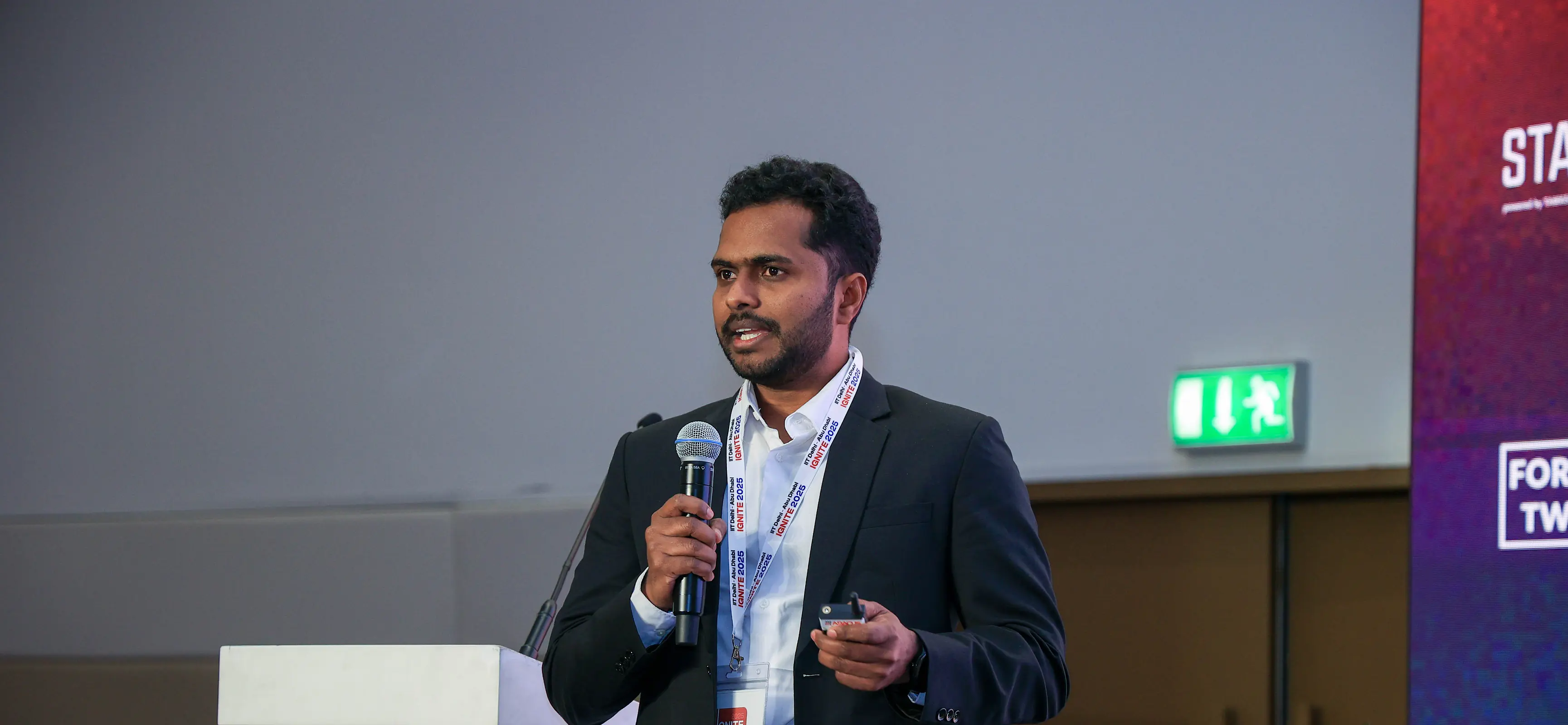 Venkatesh Ravula - Oxime-functionalized anti-insecticide fabric