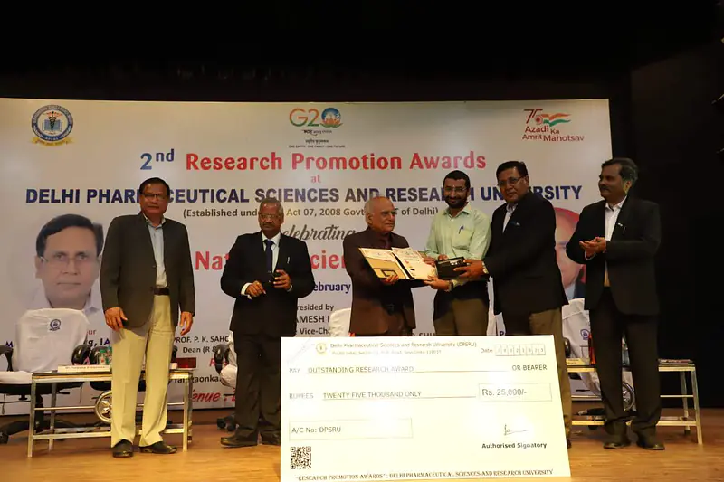 Outstanding Research Award, Distinguish Research Awards and Notable Research Award from DPSRU during Research Promotion Award Ceremony on 28th February 2022