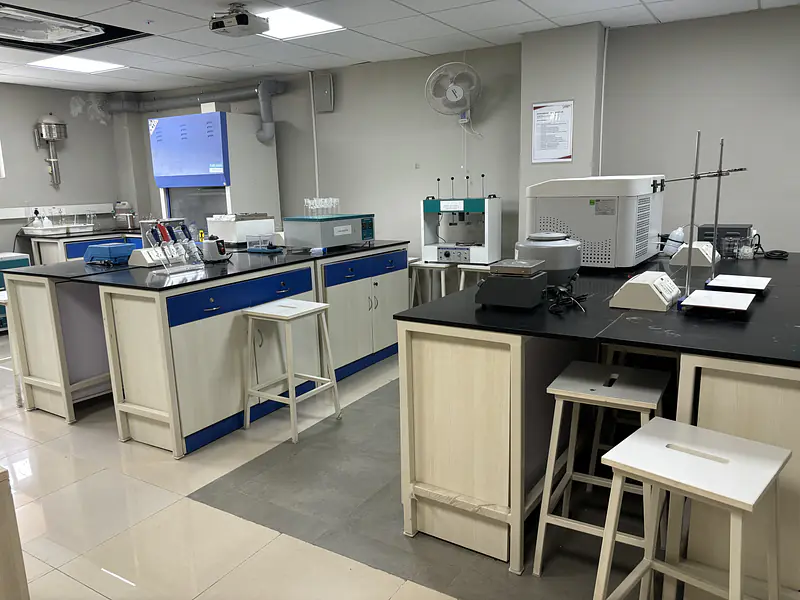 EE Lab