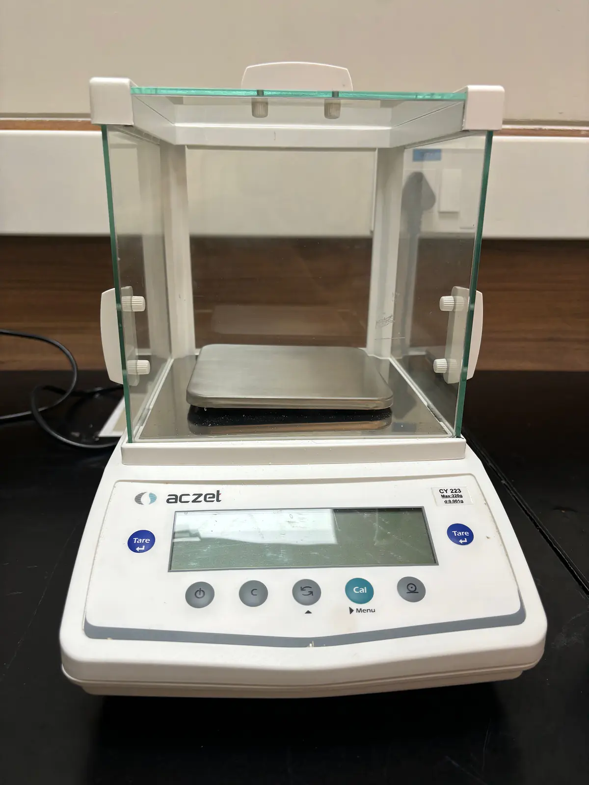 Weighing balance