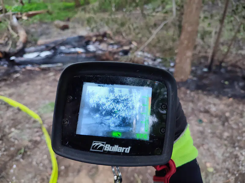 Germany, Brandenburg, Potsdam (2024): Checking an extinguished small vegetation fire for remaining heat signatures with a thermal camera (with Freiwillige Feuerwehr Potsdam Zentrum)